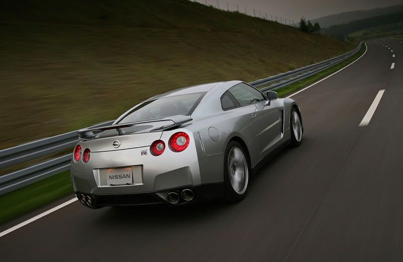 GT-R35
