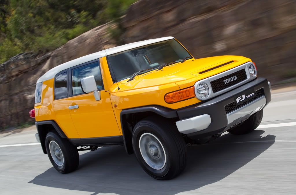 toyota_fj_cruiser_australia_00_10-4d757e9b1a55d.jpg