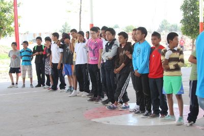 photo Talleres de Fut bol por Jugadores de la Sub 17 del Santos Laguna en Centro Comunitario La Union 2_zpswmpyyaos.jpg