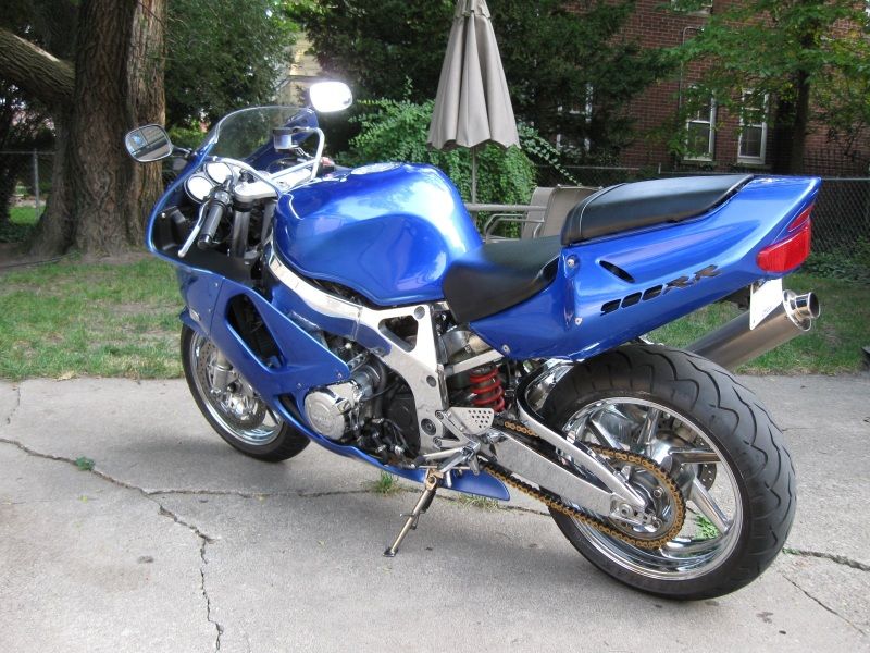 1998 Honda cbr900rr review #4