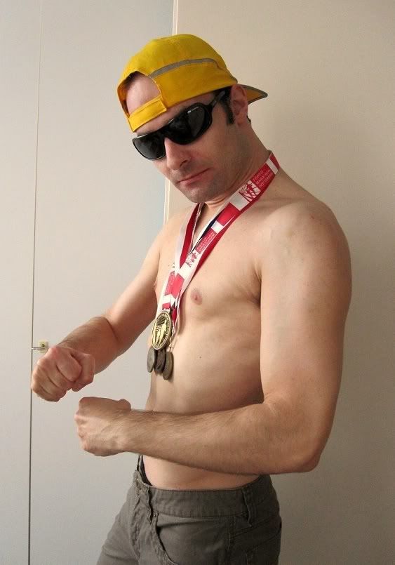 http://i180.photobucket.com/albums/x204/PeterDeZeeuw/BackOnTrack.jpg