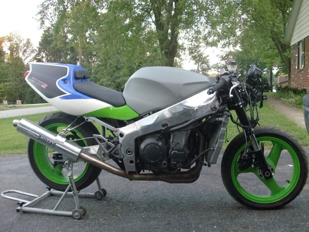 Custom ZX7RR race tail out of ZX7 rear fairings? | Kawasaki