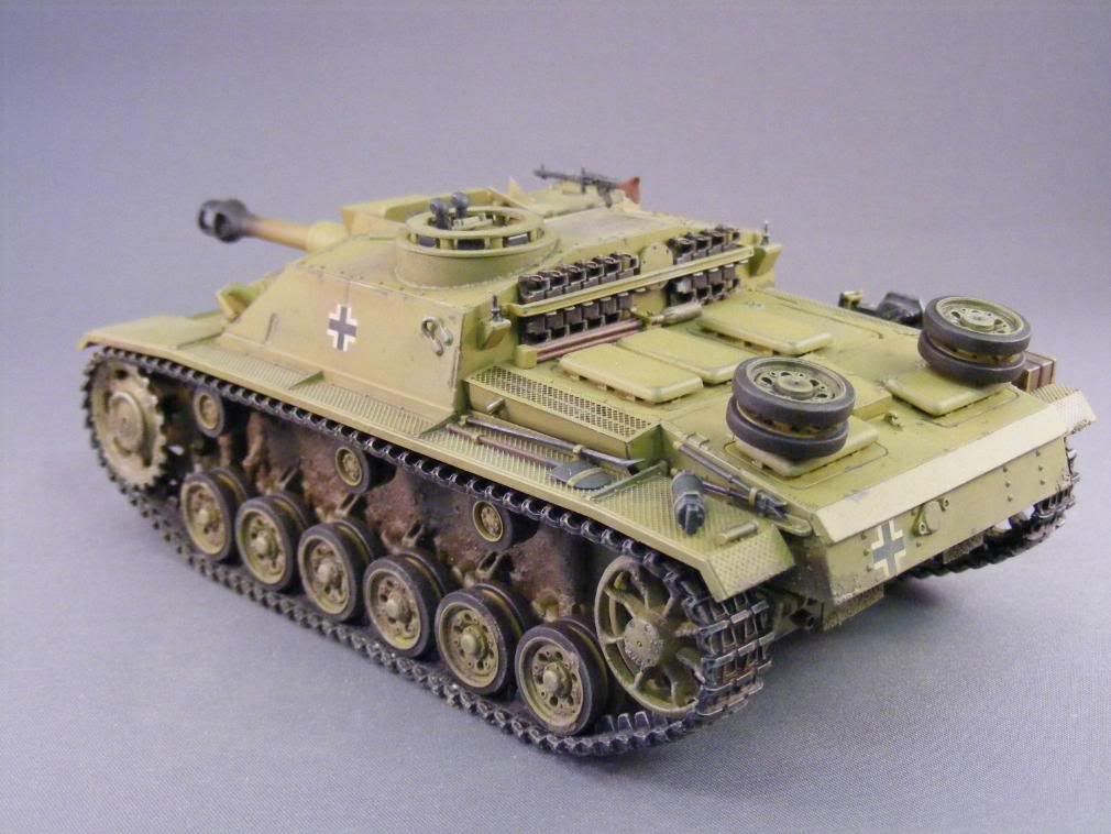 My first tank Stug III G FineScale Modeler Essential magazine for