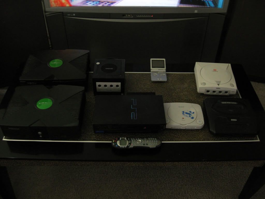 old_consoles01.jpg