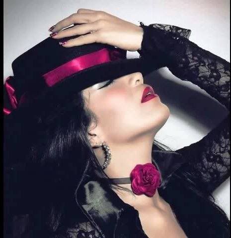 women jm Pictures, Images and Photos