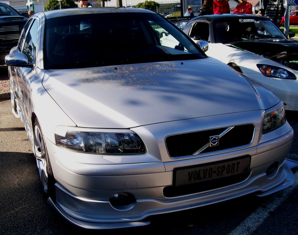 http://i180.photobucket.com/albums/x96/Volvo850Danne/101_0566.jpg