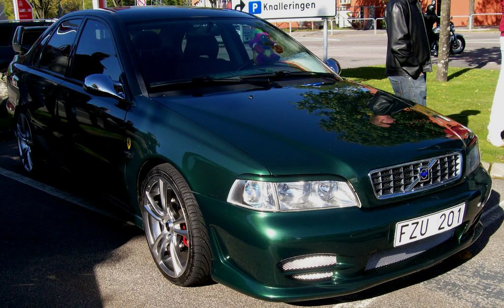 http://i180.photobucket.com/albums/x96/Volvo850Danne/101_0573.jpg