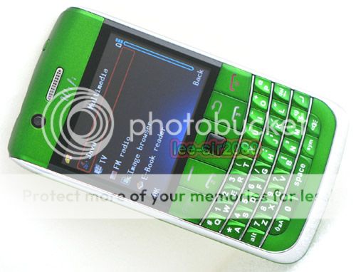 Unlocked WIFI TV Tri Sim QWERTY cell phones T9900 Green  