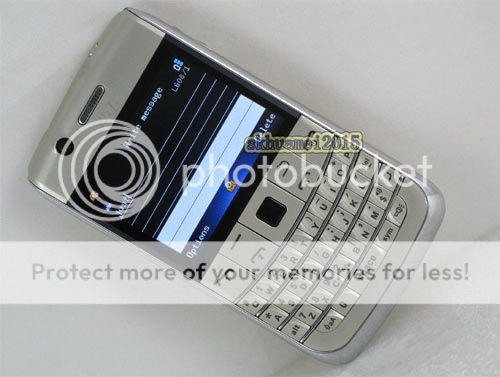   Tri Sim Tri Standby WIFI Quad Band TV cell phone silver T9900  