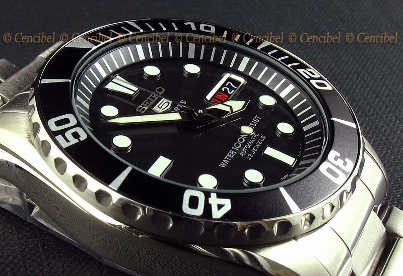 seiko 5 sports submariner